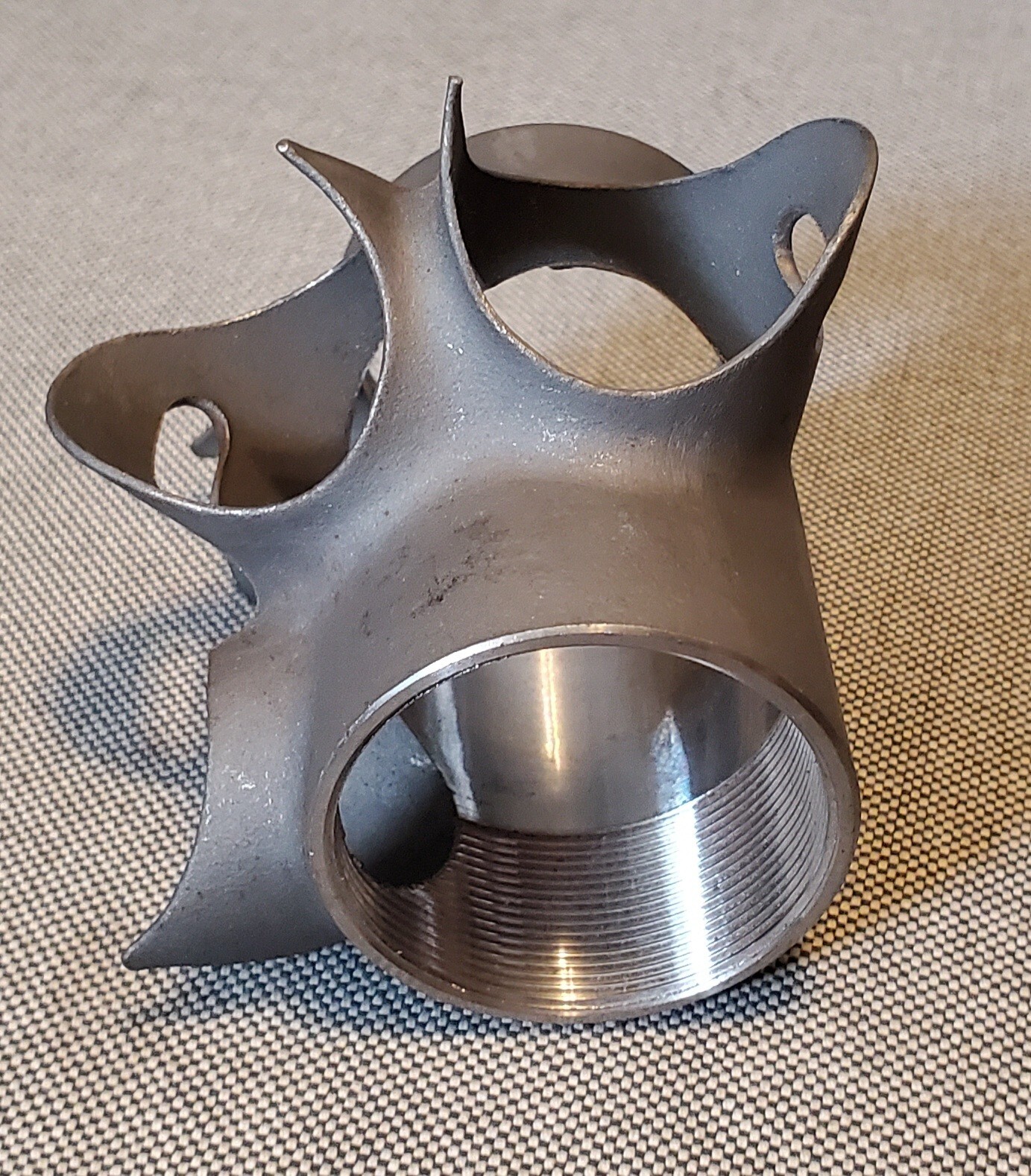 Davidson/Takashi investment cast bottom bracket shell, Italian thread