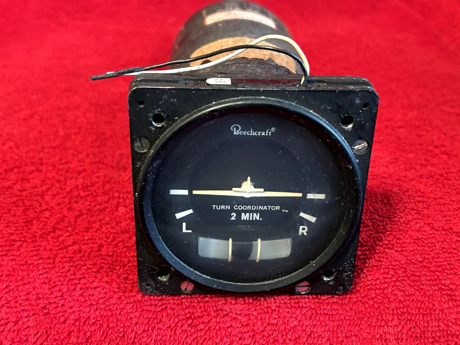 BRITTAIN TC100(24) 2-MIN TURN COORDINATOR P/N 601-019-980 BEECHCRAFT & CONNECTOR
