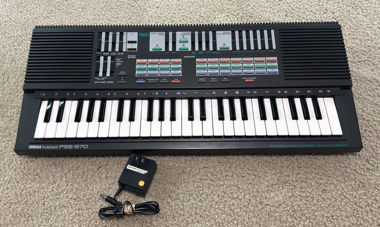 Yamaha Portasound PSS-570 Programmable Keyboard Synthesizer PCM