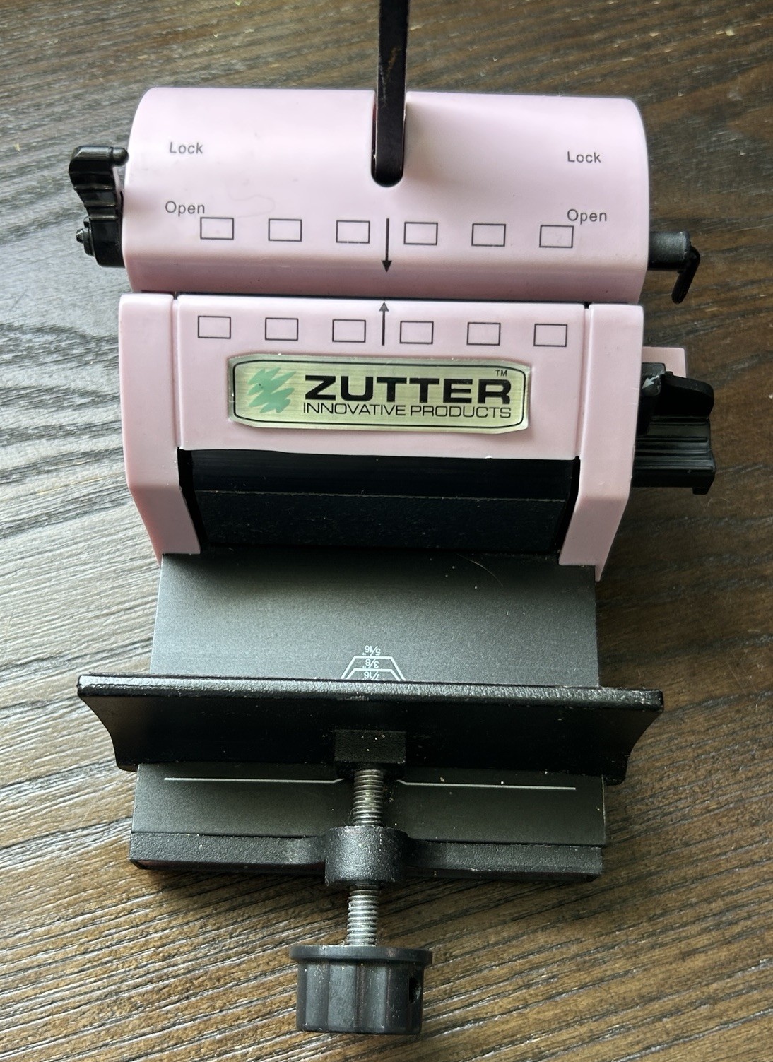 Zutter Bind It All V2.0 Pink Scrapbooking Spiral Binding Machine Used