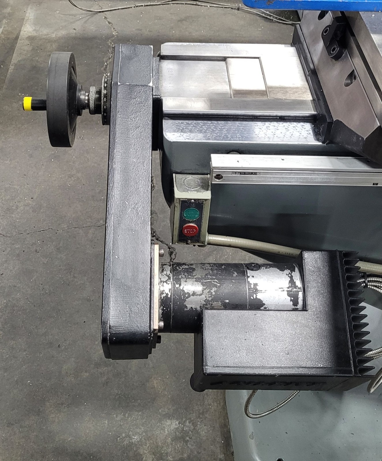Bridgeport 3 Axis CNC Knee Mill w/AcuRite Millpwr G2 Controller