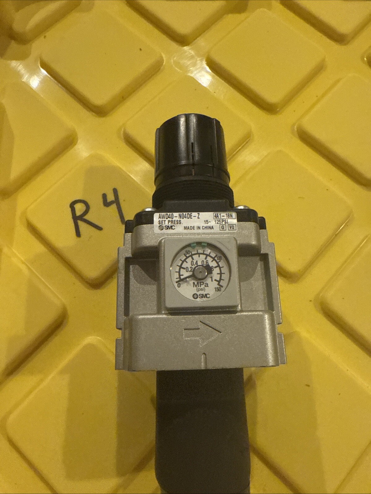 SMC AWD40-N04DE-Z MICRO MIST SEPERATOR REGULATOR AWD MASS PRO
