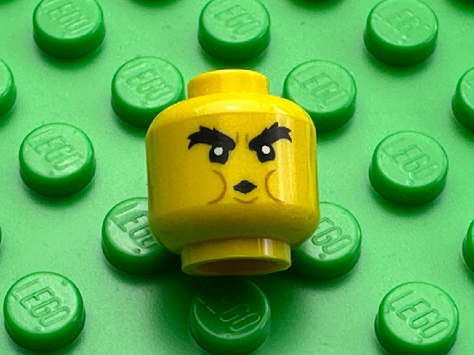 Lego Minifigure Dual Sided Head For Set. 71034 (Wolf Costume)