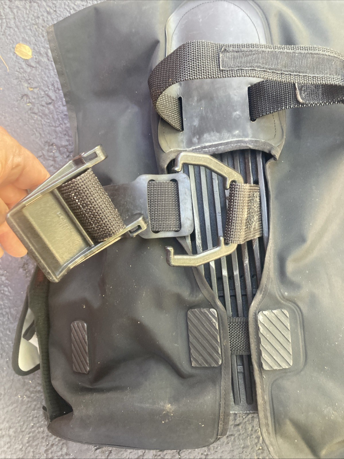 U.S. Divers Aqua Scuba Vest Buoyancy Compensator. MEDIUM