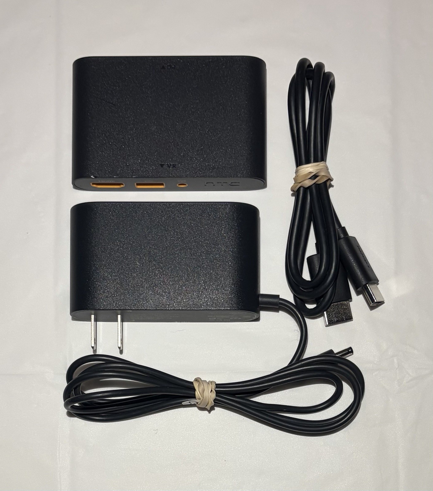HTC Vive Link Box 2PU6100 and Power Supply