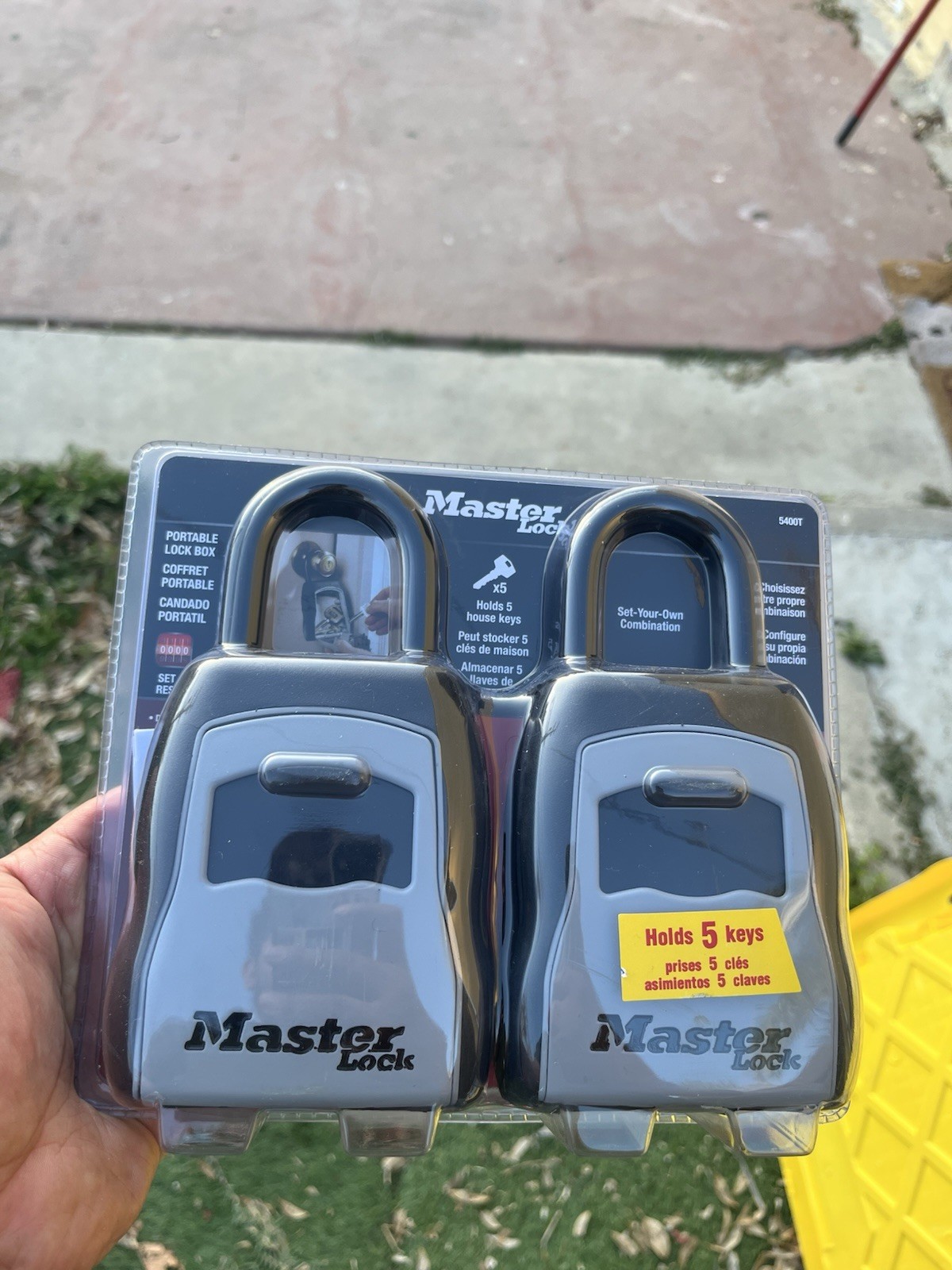 Master Lock 5400T Large Portable Combination Lock Box Holds 5 Keys Matte