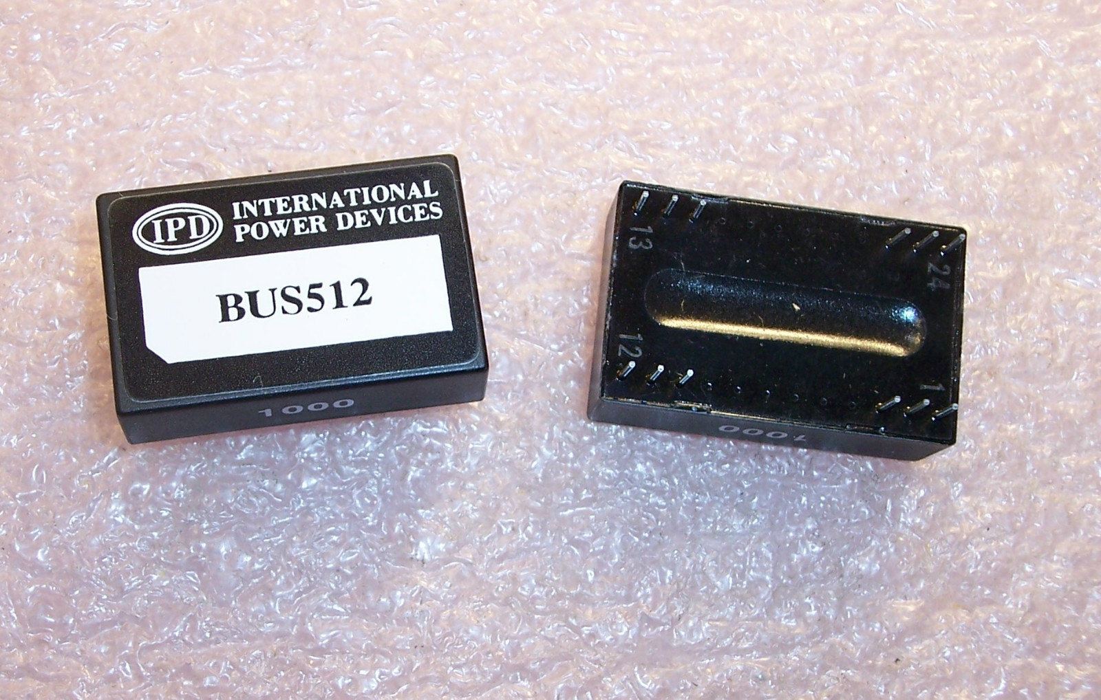 QTY (5) BUS512 INT'L POWER DEVICES 3W DC/DC CONVERTERS IN-5V OUT-12V