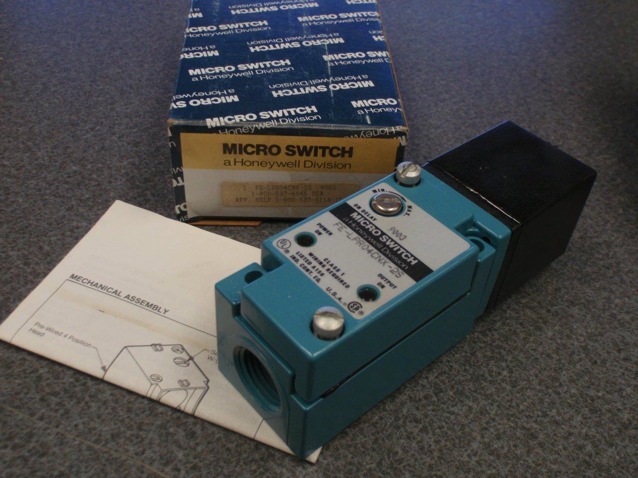 MICROSWITCH FE-LPR04CNX-2S PHOTOELECTRIC SENSOR *NEW IN BOX*