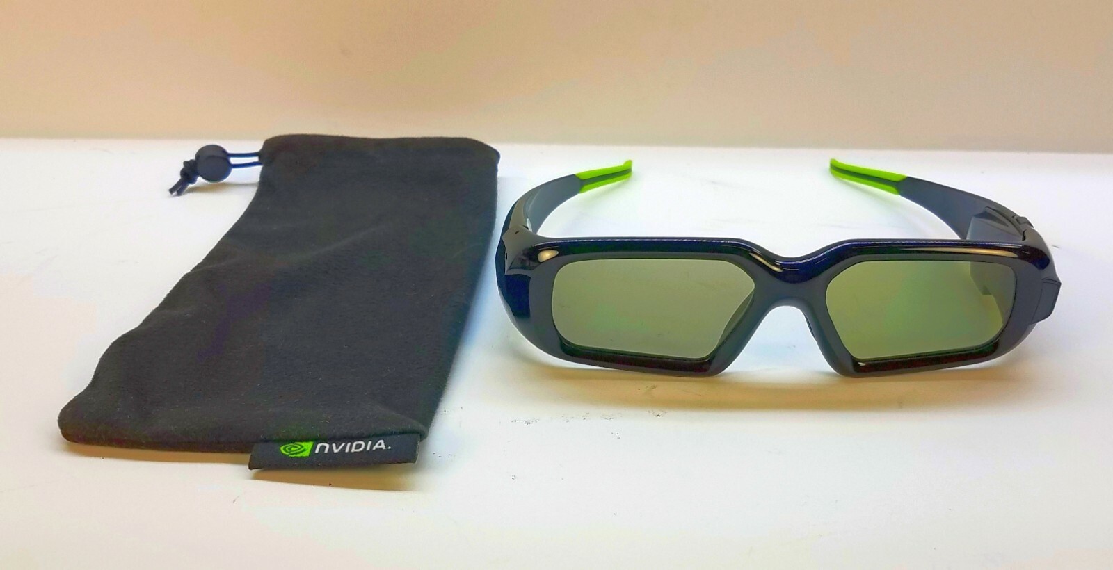 NVidia 3D Vision Wireless Glasses | Stereoscopic 3D Movie Gaming | P854