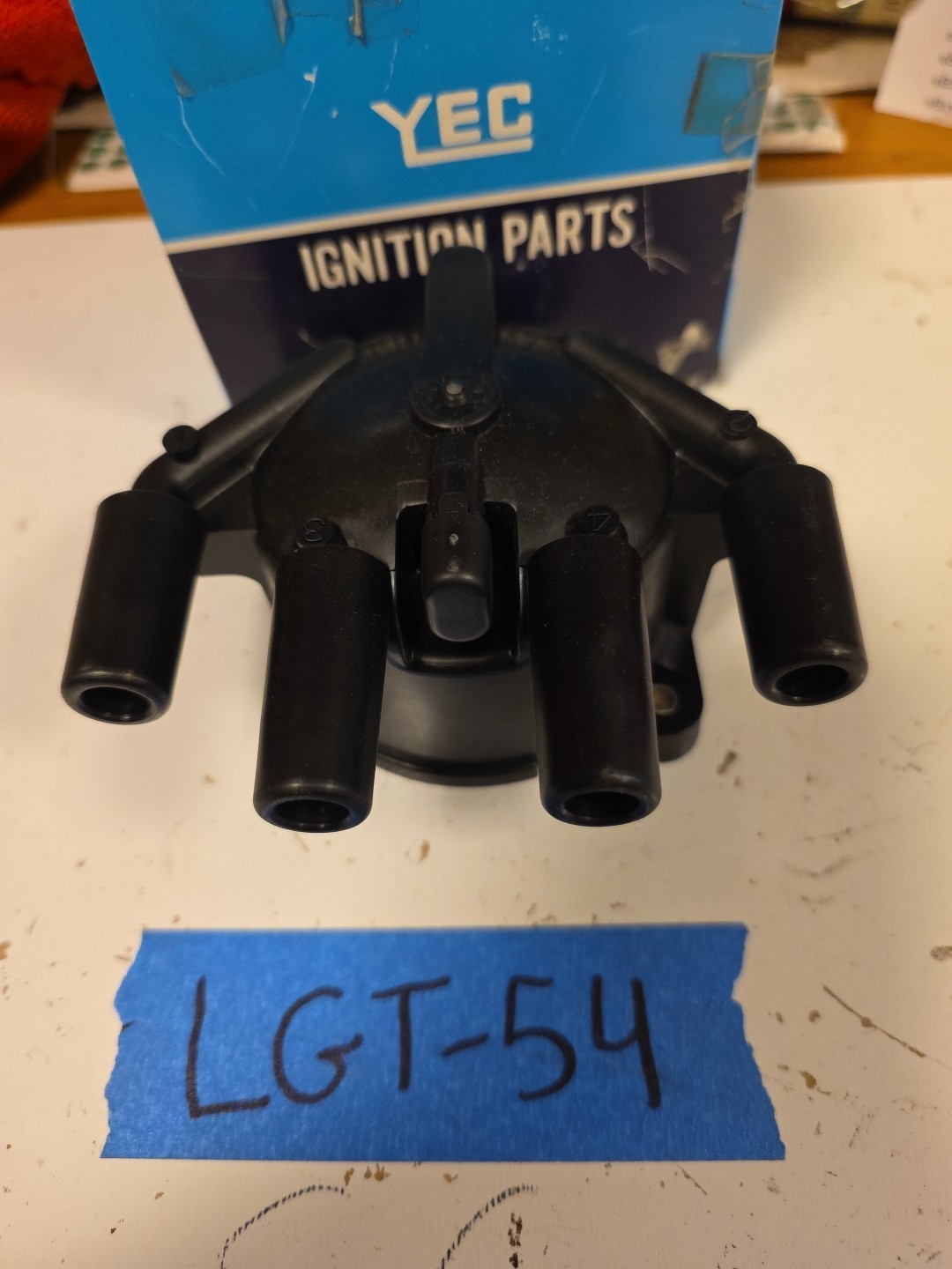 YEC Distributor Cap MD619178 Ignition Tune Up Replacement Part