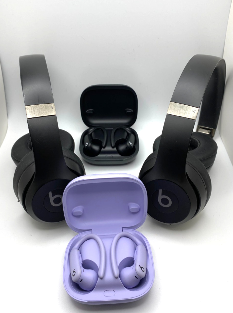 Lot of 4- Beats Bluetooth Wireless Mix Model Earbuds & Headphones (C-52)