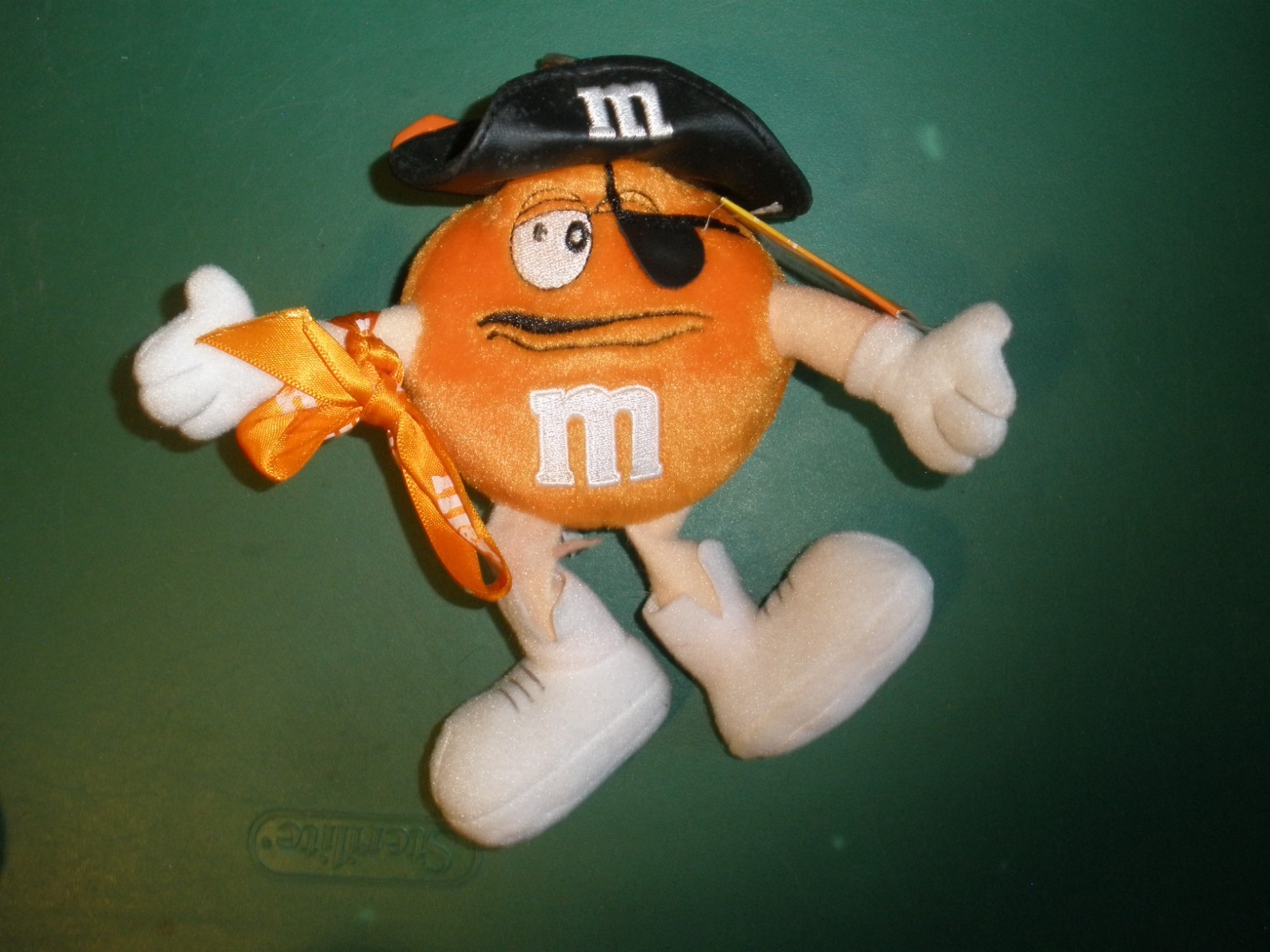 NEW Galerie M&M Orange Pirate Clip 6" (T125)