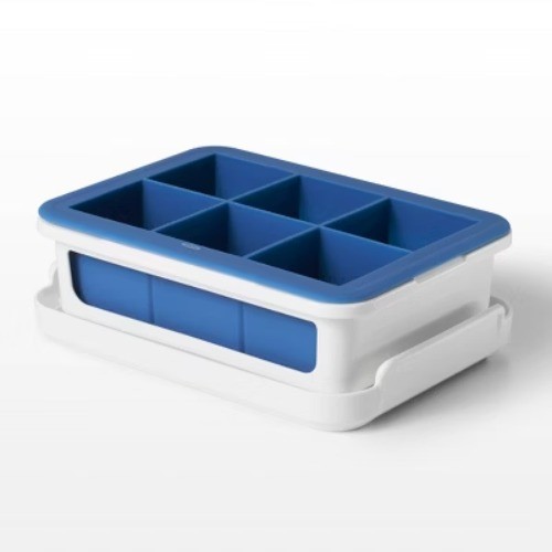 OXO Covered Ice Cube Tray Large Cubes: Silicone & Plastic, 6 Cavities