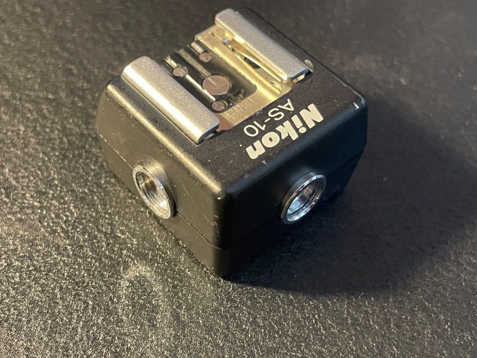 Nikon AS-10 TTL Multi Flash Unit Adaptor Adapter AS10