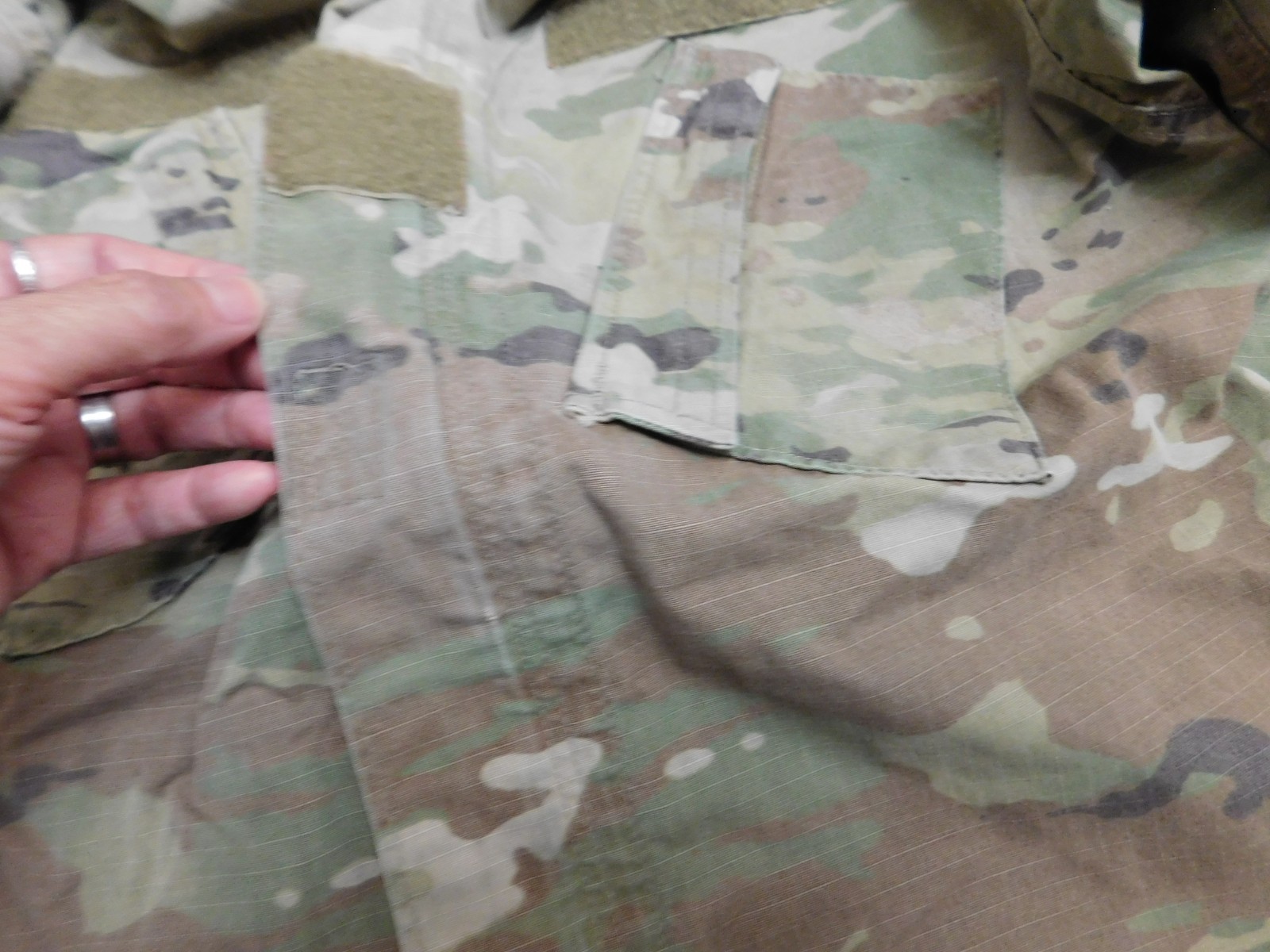 US ARMY OCP COAT SZ SMALL - LONG