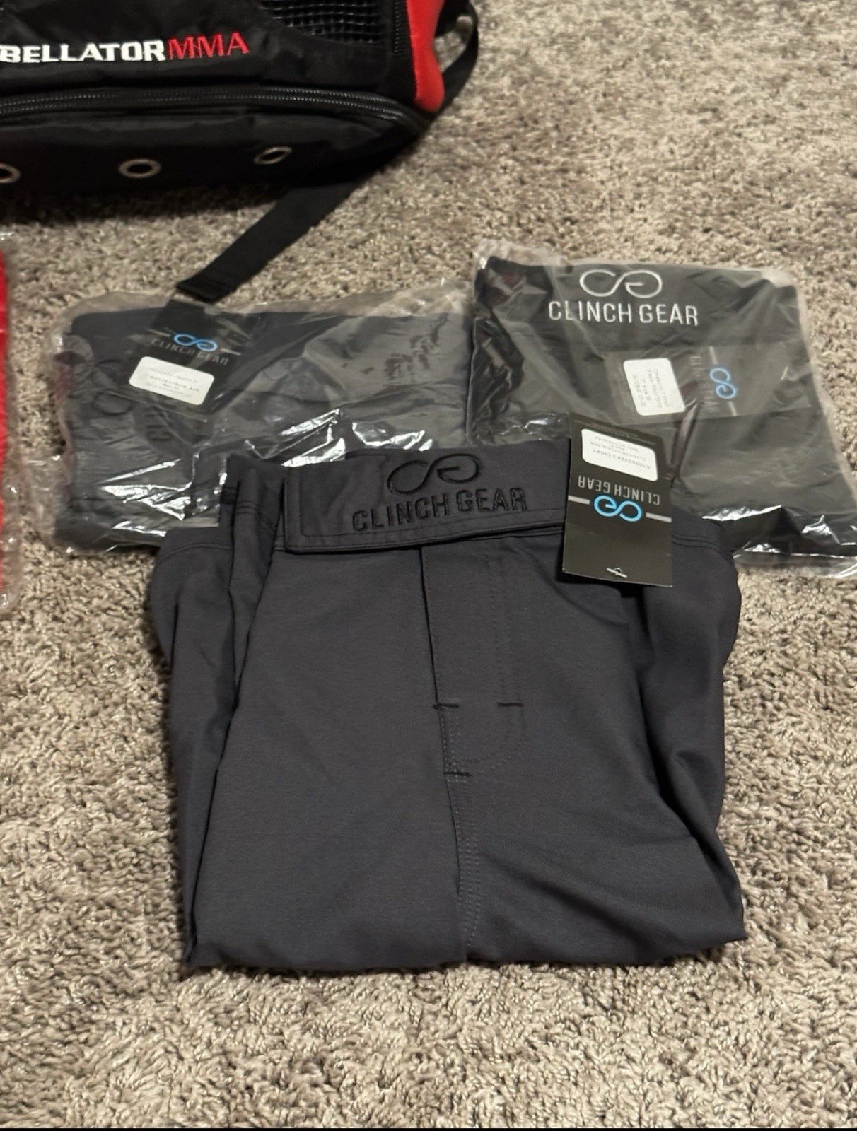 Rare BELLATOR GEAR BUNDLE+Free Gear
