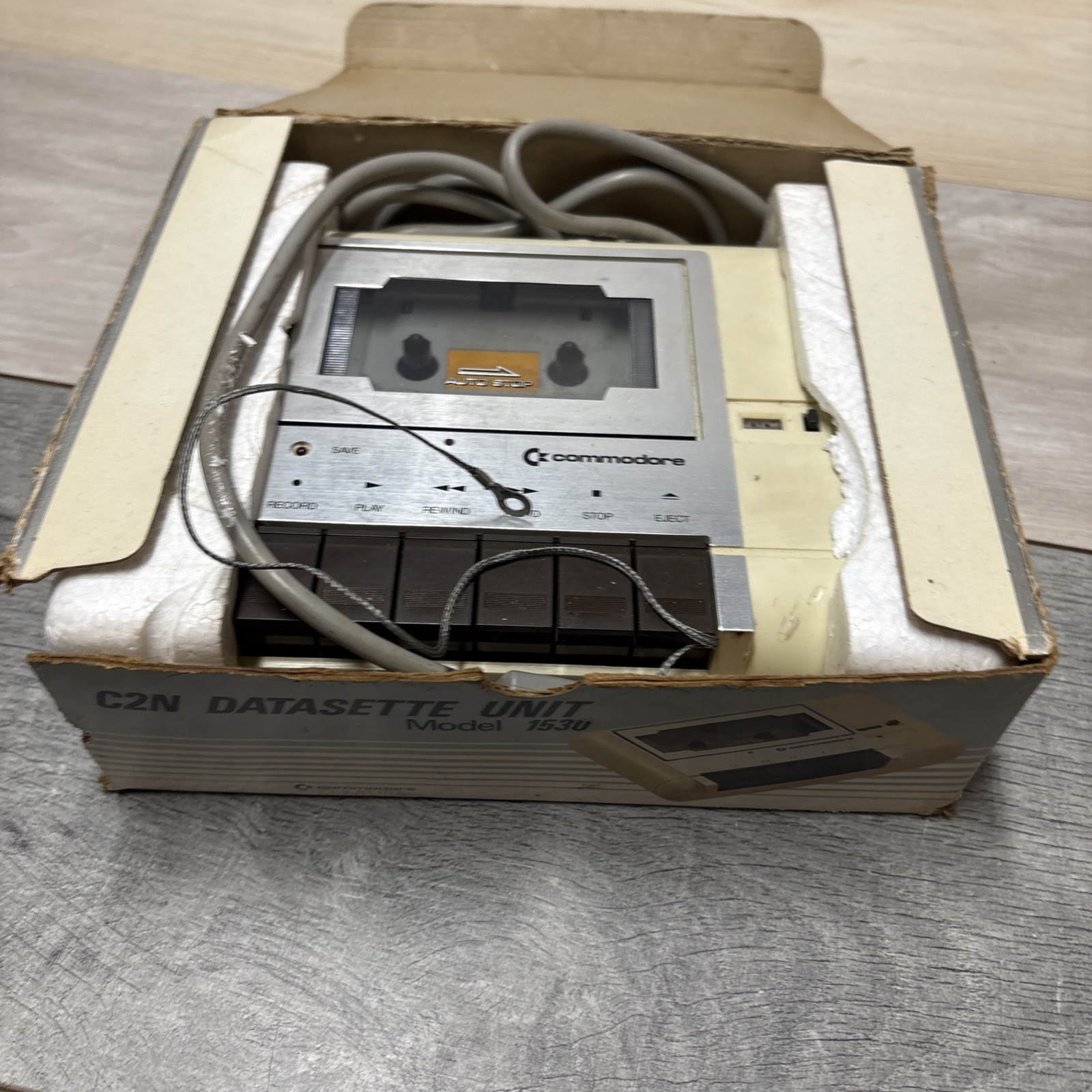 C2N Datasets Unit Model 1530 Commodore Computer With Box No Manuals UNTESTED
