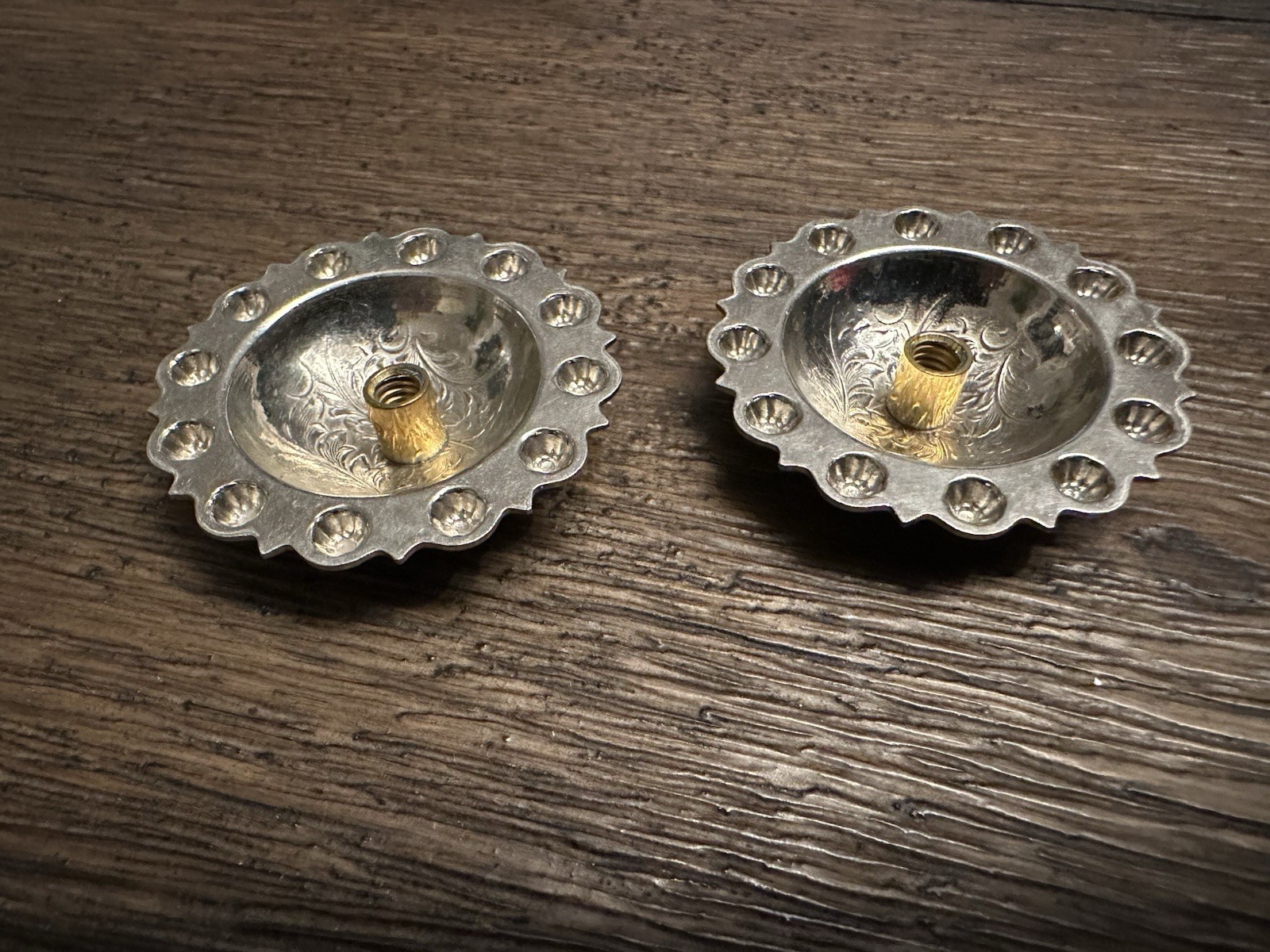 Berry Edge Silver Conchos