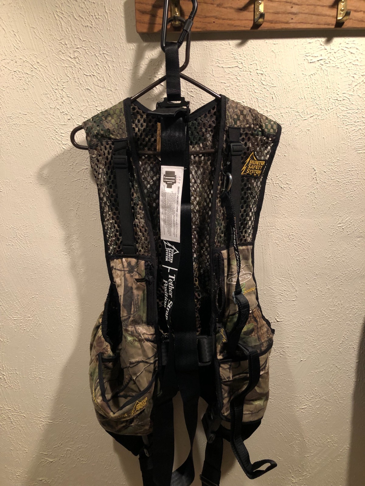 Hunter Safety System Harness With Elimishield Realtree - L-XL Used good