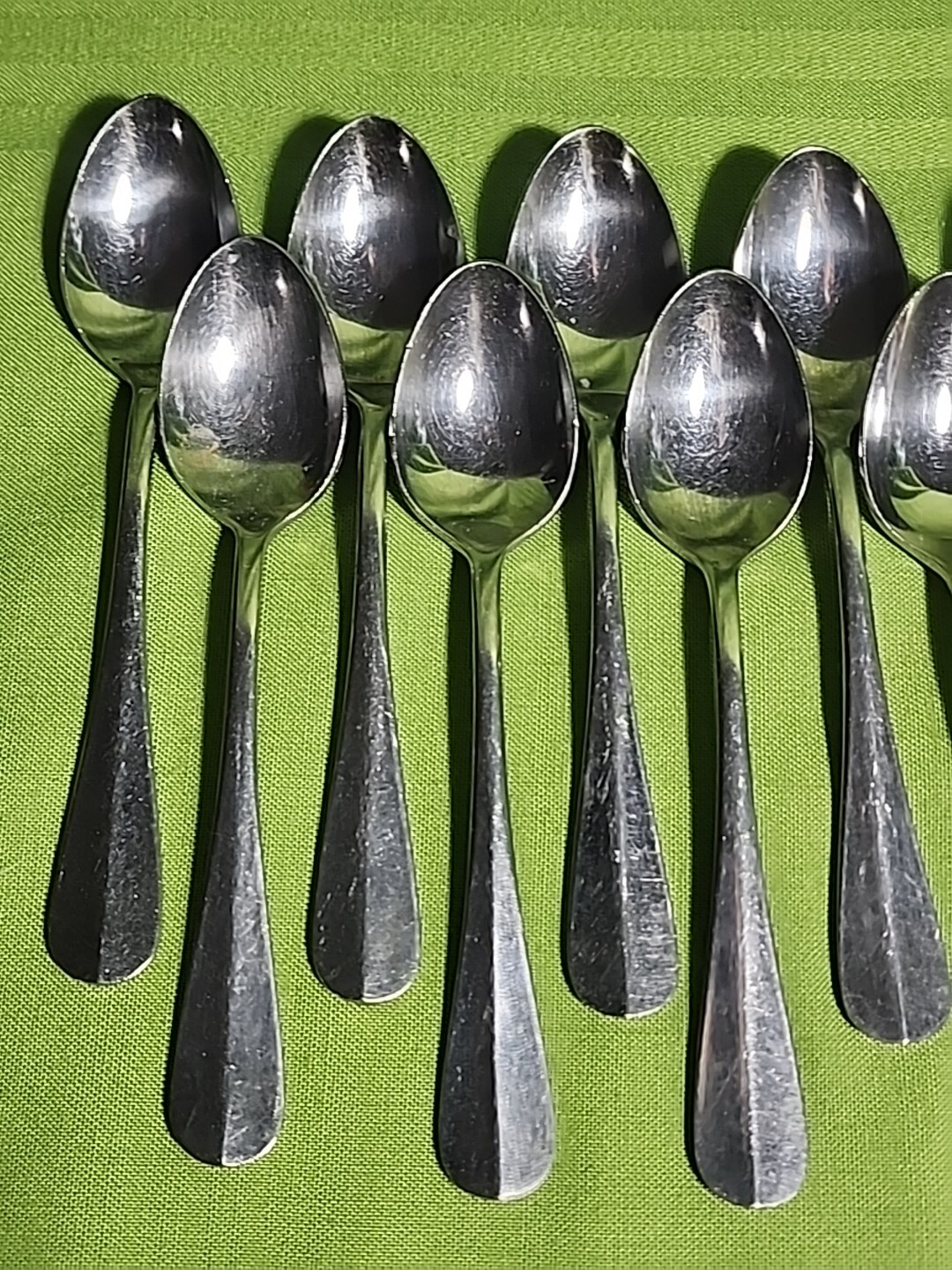 Towle Supreme Cutlery TRENT Stainless Flatware 12 TEASPOONS