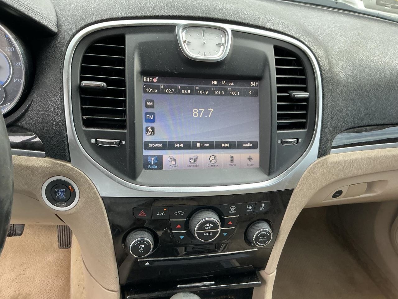 300 2011 Glove Box 4983856