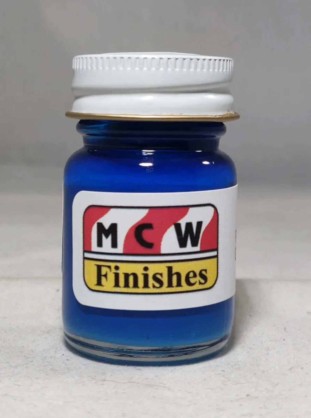 MCW Finishes 2005E Pageant Blue Enamel Model Paint for Auto