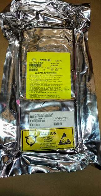 2 Pieces New Cypress Semiconductor CY8C24423-24AI Programmable Microcontroller