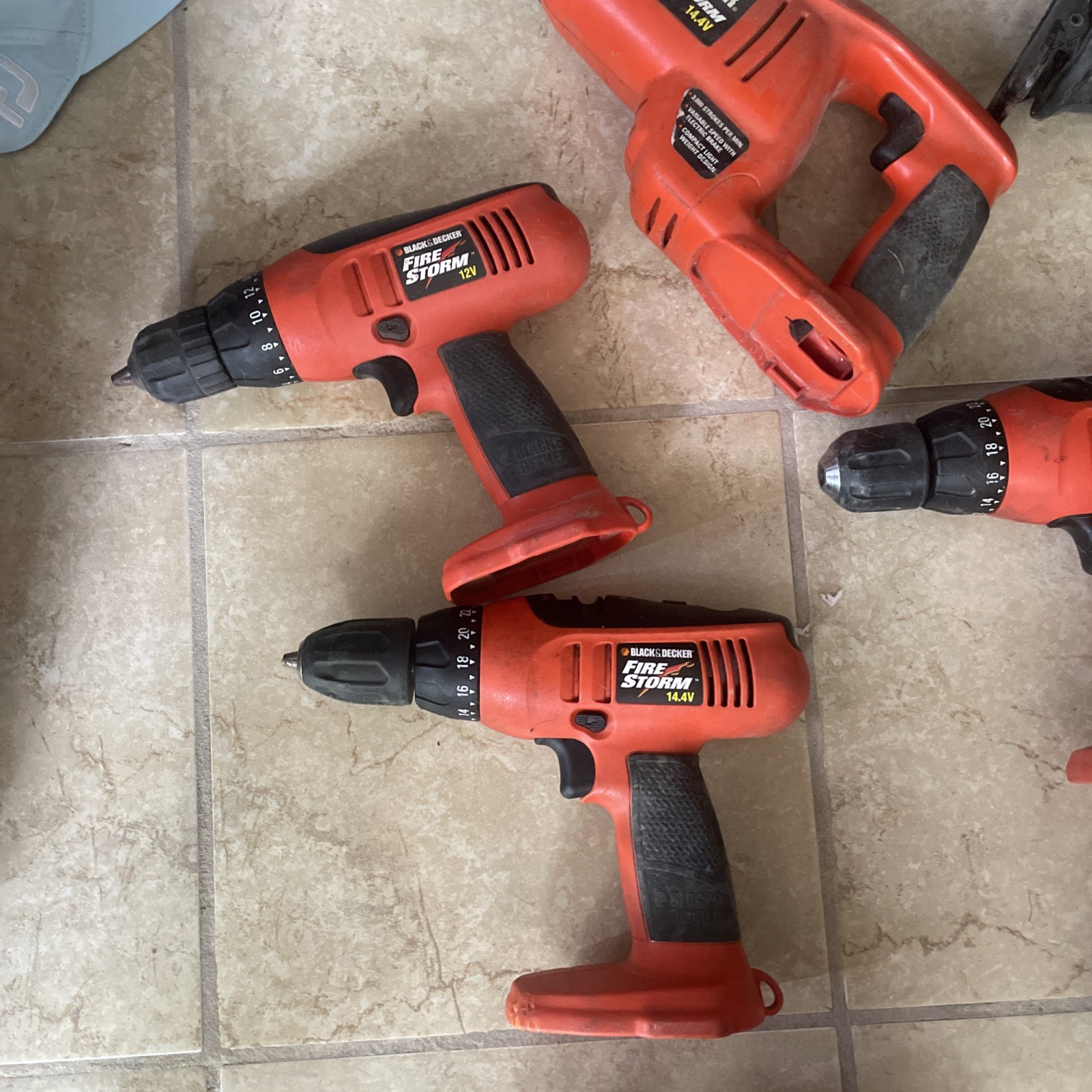 firestorm black and decker Tools Saw/ Sander Drills Tool Lot Untested