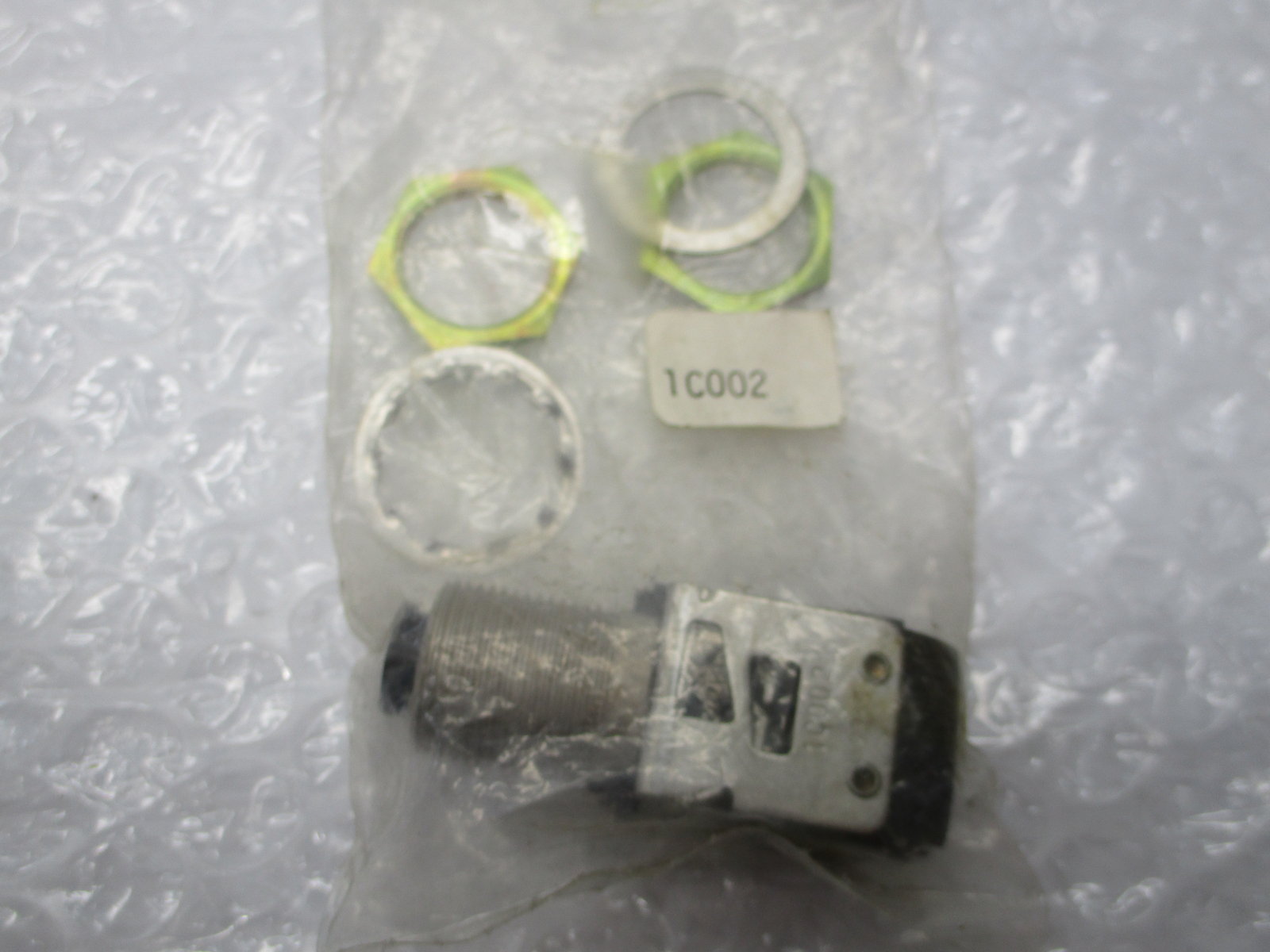 INDUSTRIAL SPARE 1C002 TOGGLE SWITCH NSNP