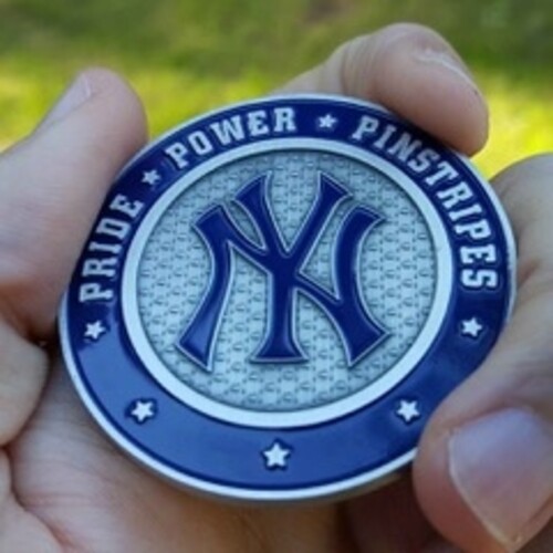 PREMIUM MLB New York Yankees Poker Card Guard Chip Protector Golf Marker Coin