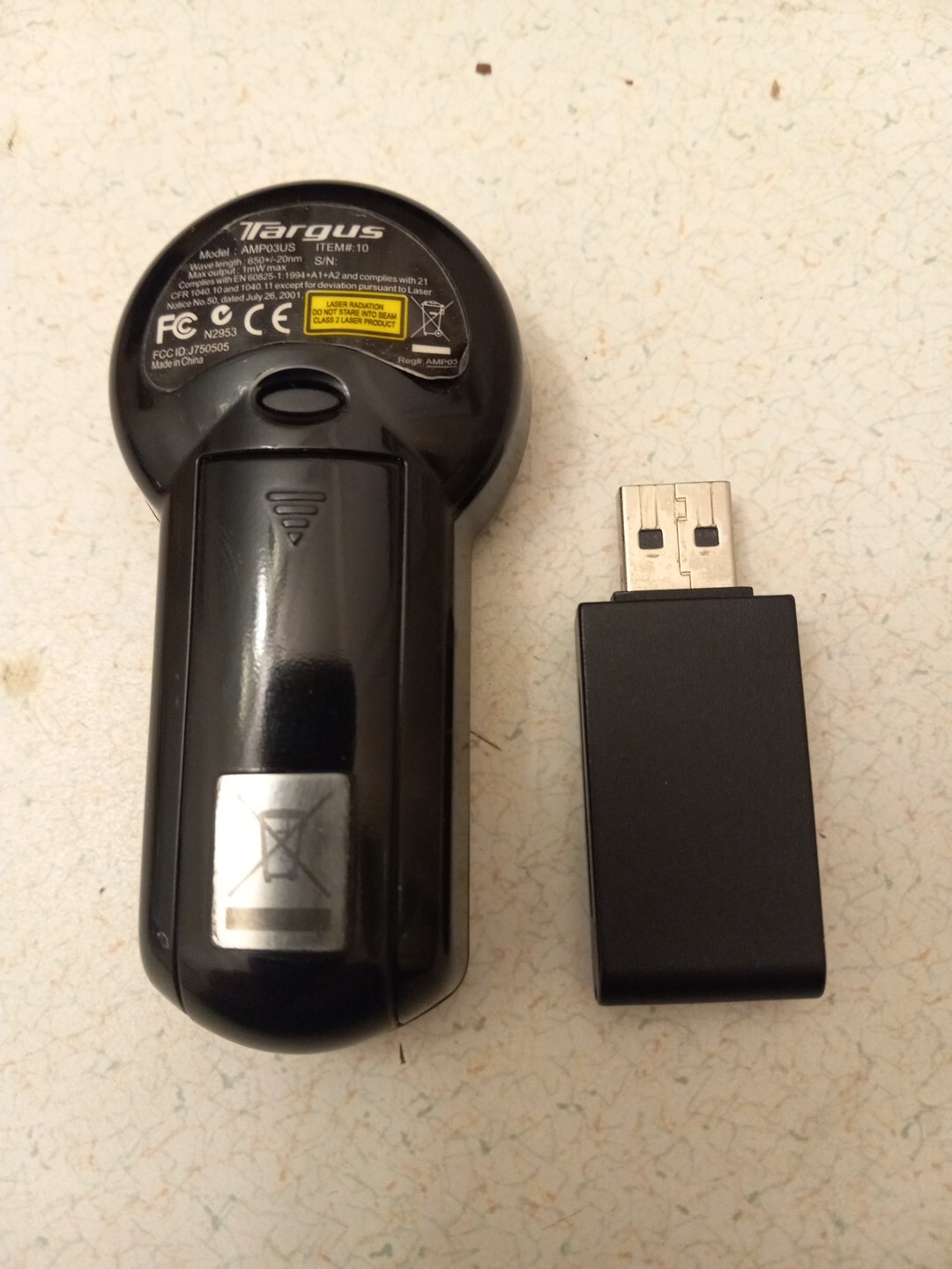 Targus Wireless Multimedia Presenter with Laser Pointer AMP03US
