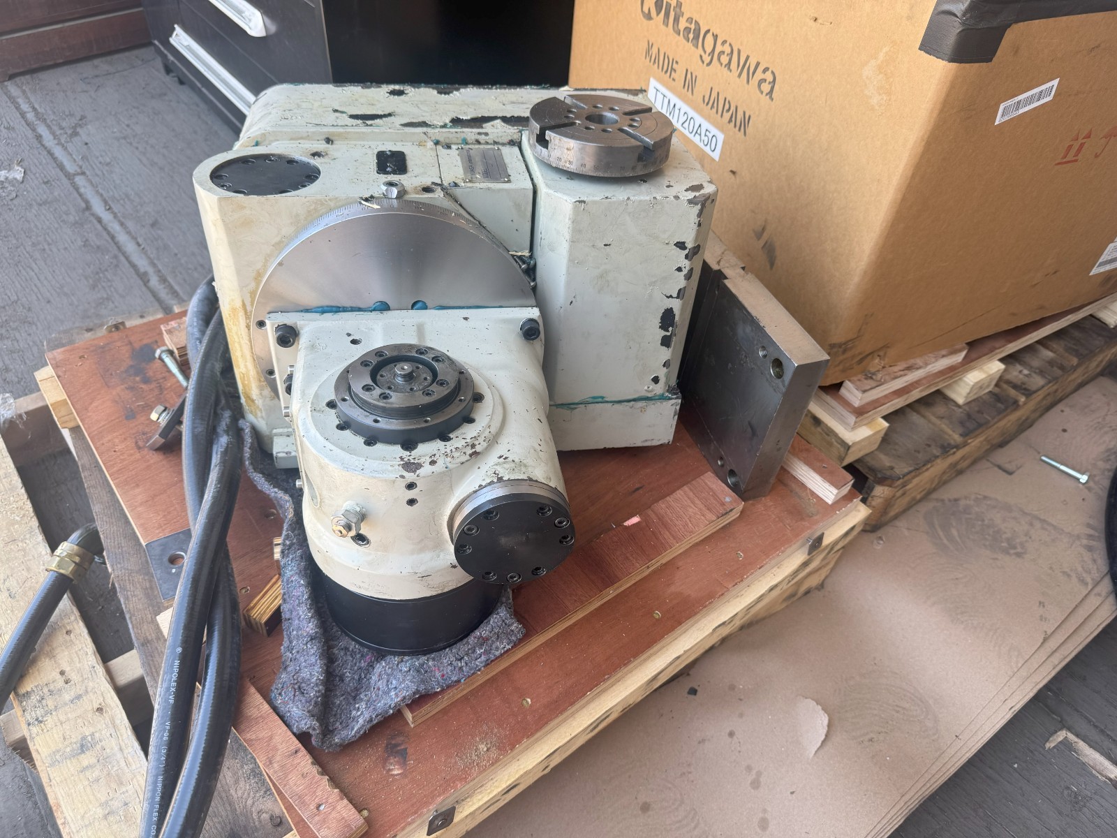 YUASA DMTRT 131R 4 / 5TH AXIS CNC ROTARY TABLE HYDRAULIC POSITROL COLLET SYSTEM