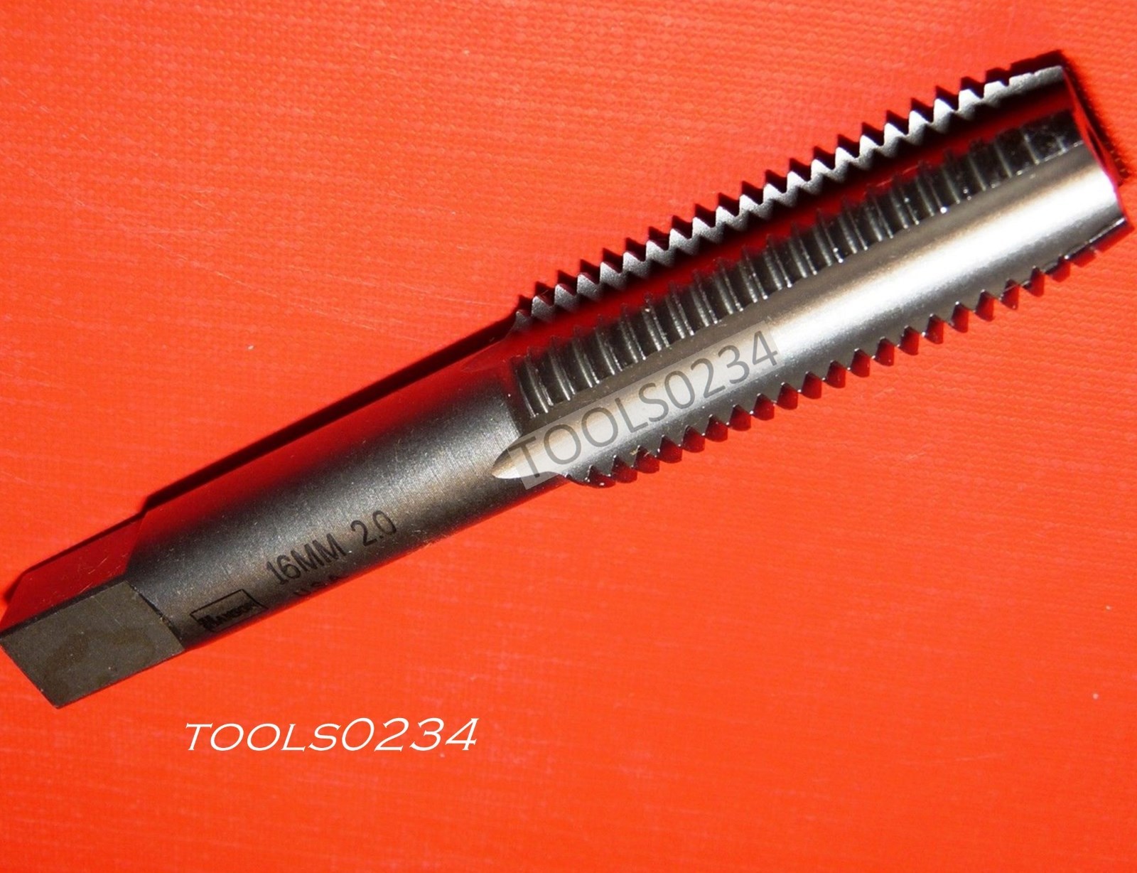 M16 X 2.0 Plug Hand Tap Metric Irwin 1756 ZR 16MM Carbon Steel 4Flute USA RH