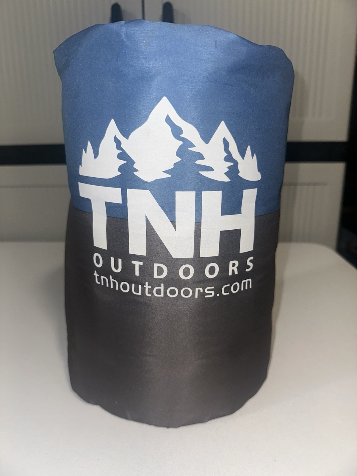 tnh outdoors self inflating sleeping pad