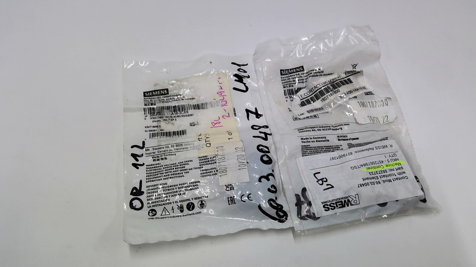 Siemens 3SU1400-1AA10-3CA0 Contact Block Module Lot Of 2