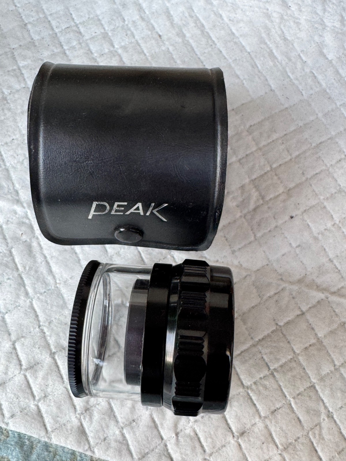 peak scale loop x10 magnifier