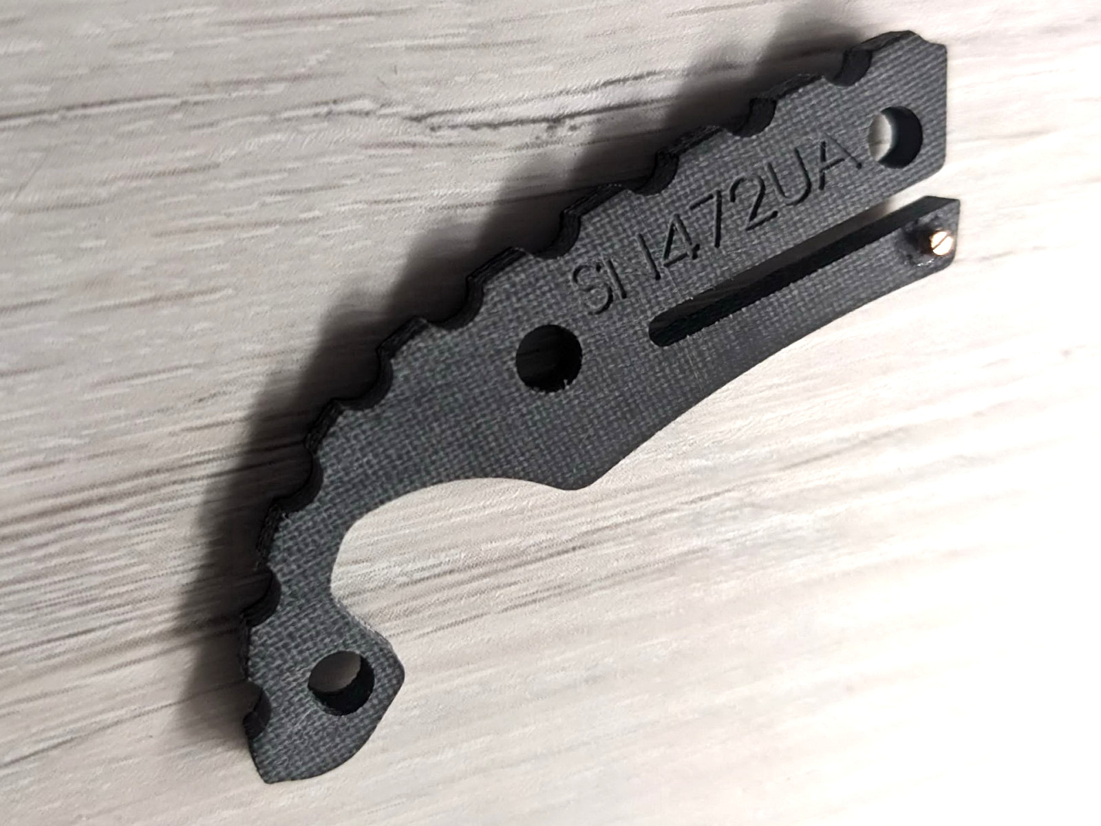 Spyderco Endura 4 Black Micarta backspacer