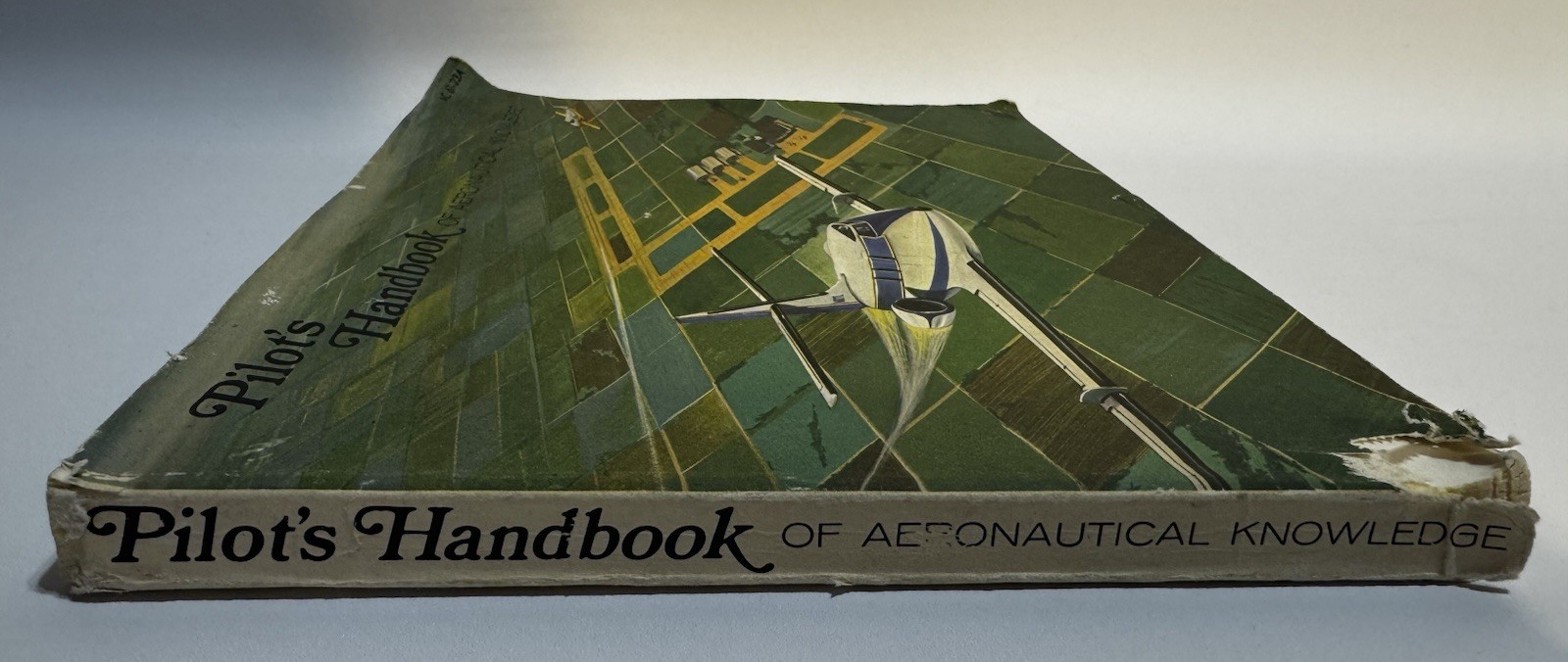 Vintage Pilot’s Handbook of Aeronautical Knowledge FAA Aviation Manual AC 61-23A