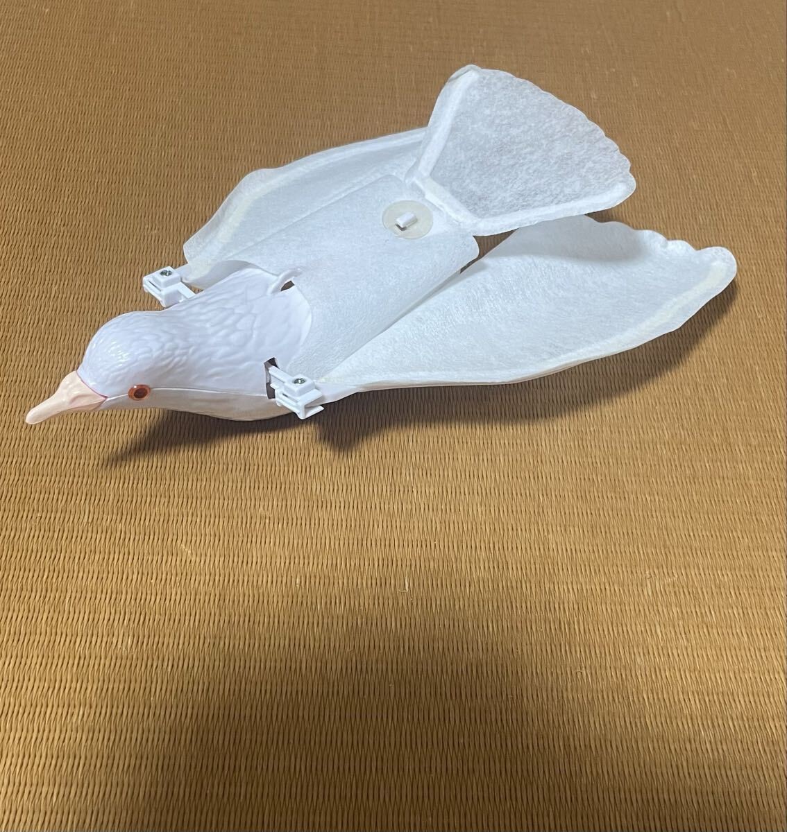 Electric Dove Magic Trick Prop Realistic Bird Illusion Stage Performance B120