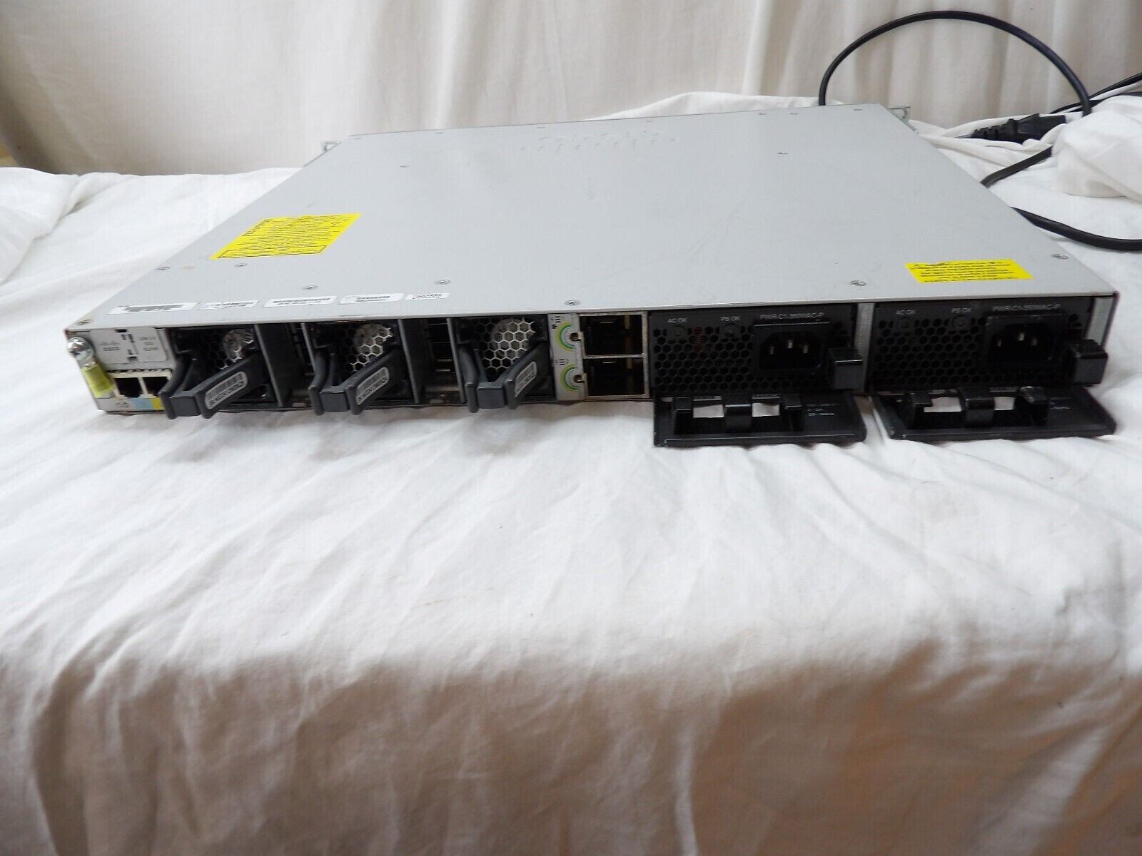 Cisco Catalyst C9300-48T-E Switch Network Advantage
