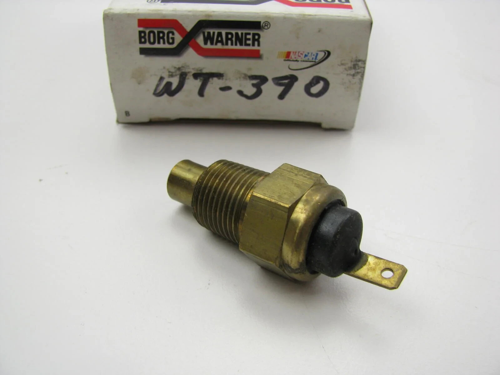 BWD WT390 Engine Coolant Temperature Switch Borg Warner