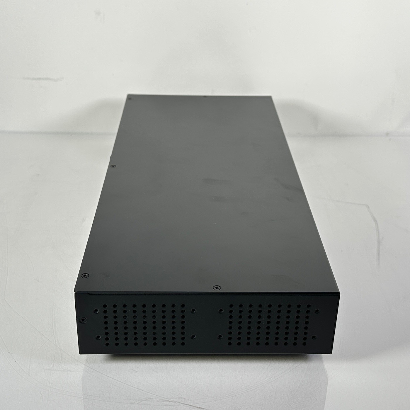 GeoBox UD104 Quad Channel UHD Edge Blending Processor