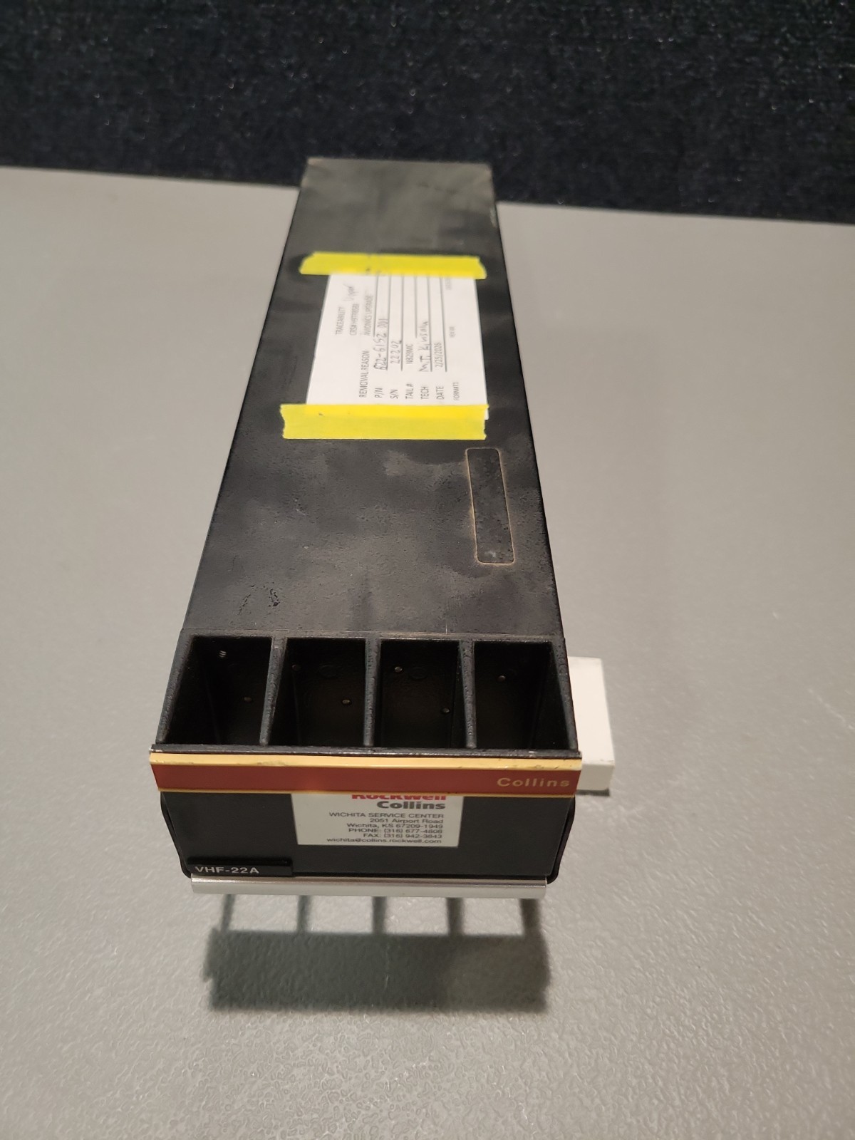 Collins VHF-22 TRANSCEIVER 622-6152-001