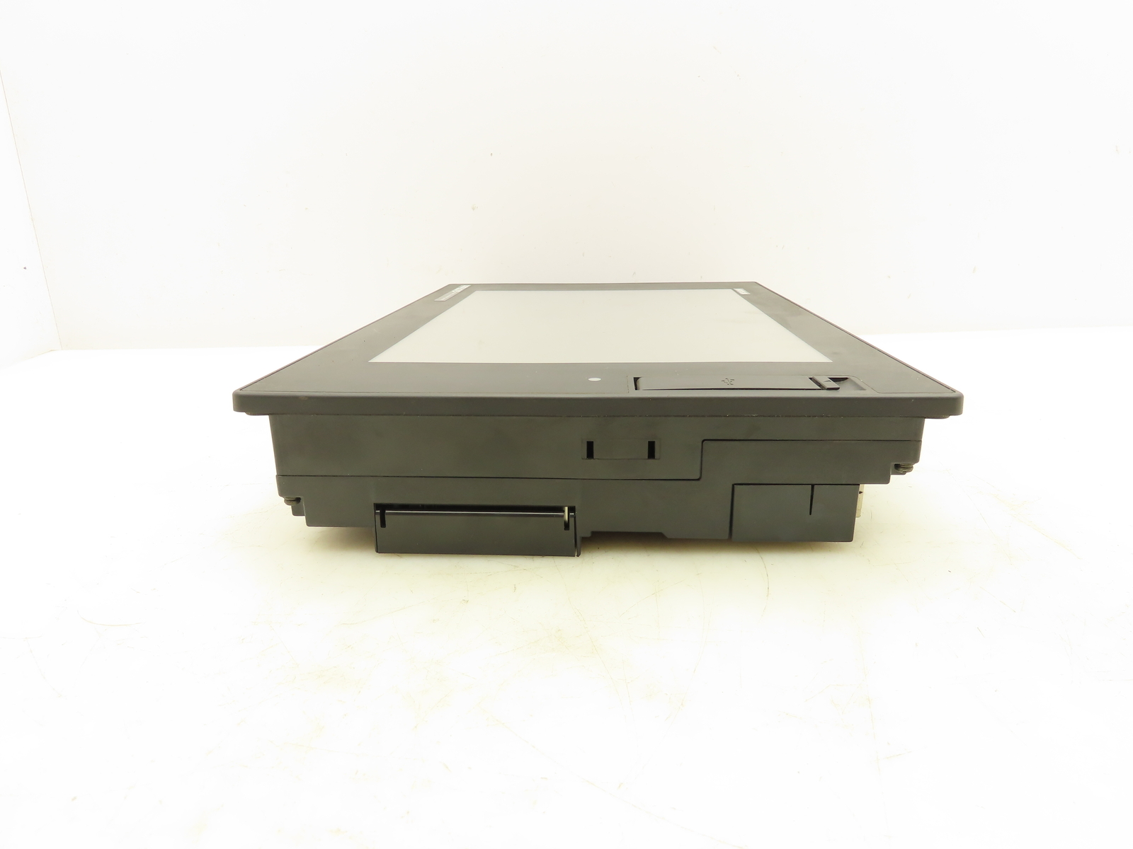 Mitsubishi GT1675M-VTBA GOT1000 Graphic Operator Control Panel 10.4" Touchscreen