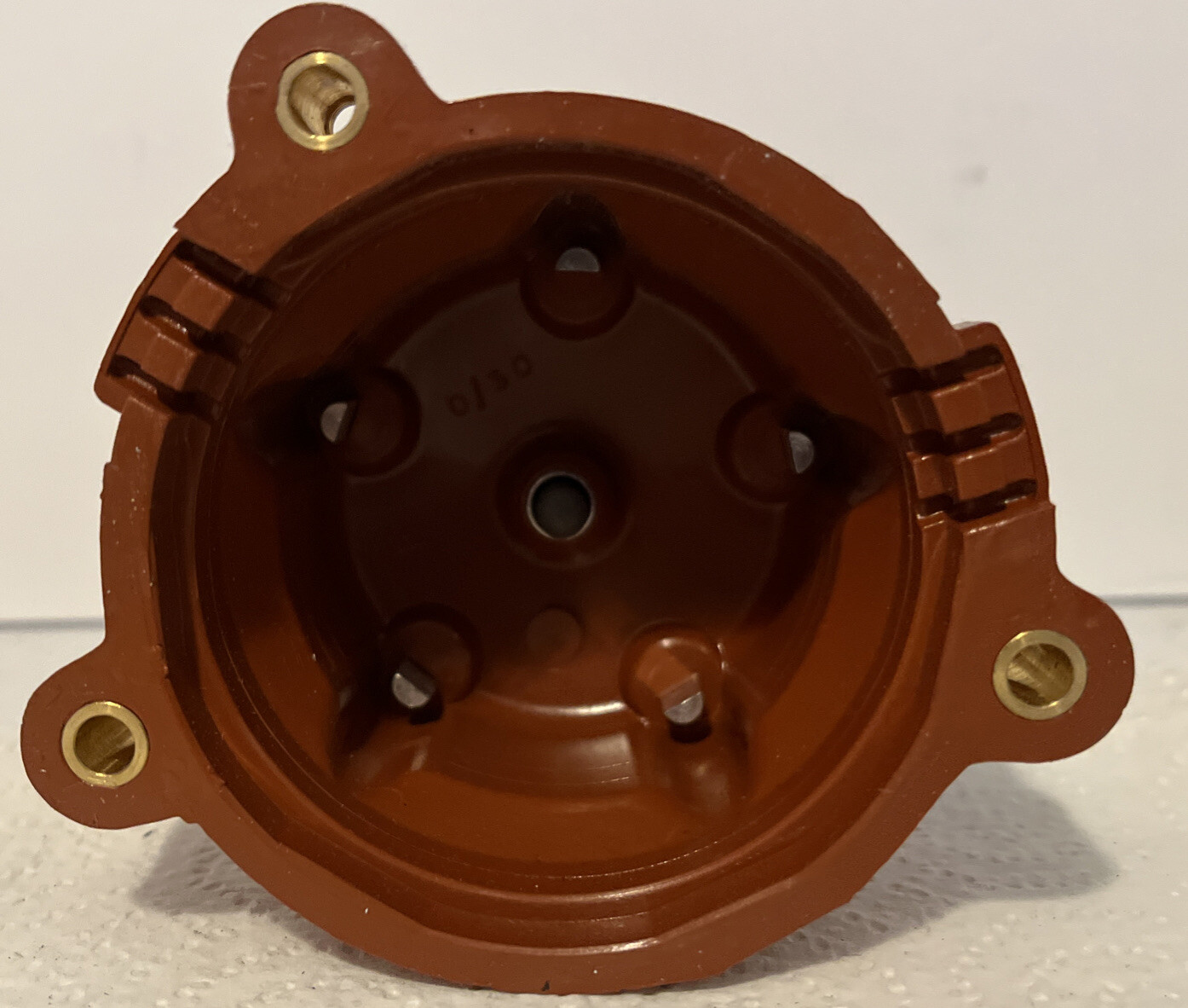 BERU Distributor Cap VK 440 (0 330 920 340)