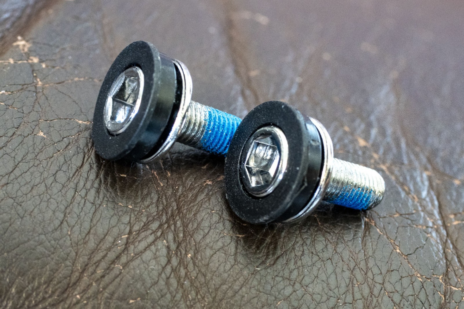 Sampson Stratics Titanium Bottom Bracket | BSA 68mm x 103mm NIB