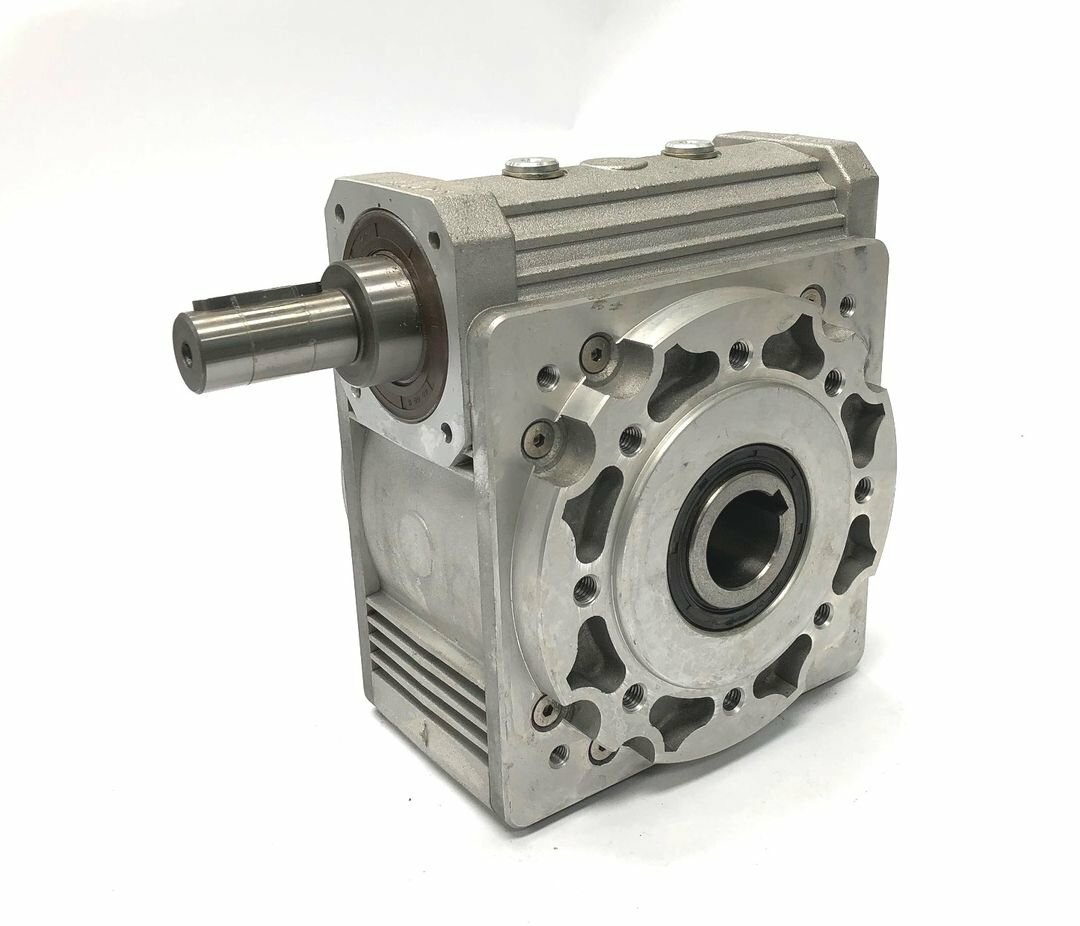 BW80 Pushfeed Gearbox For Wadkin Moulder Ratio 20 to 1 with 35mm Male / 24mm Mal