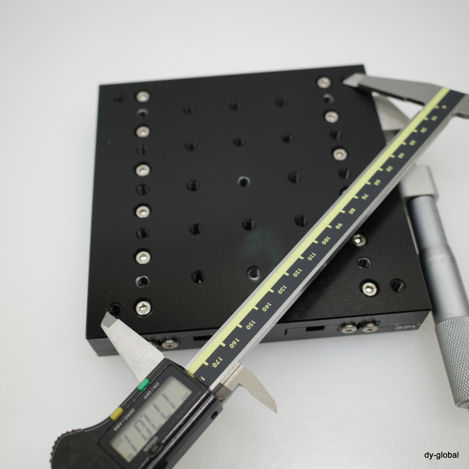 DPI Used Manual Positioner X Axis S-150LRC 150X150X25 +/-22mm STA-I-510=5G41