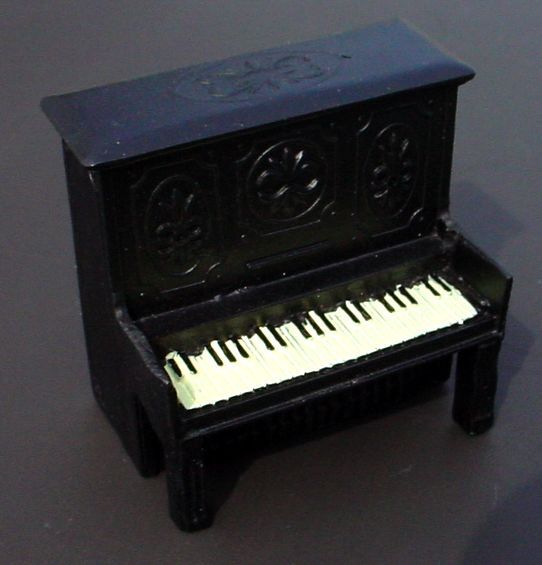 Upright Piano Miniature 1/24 Scale G Scale Diorama Accessory Item