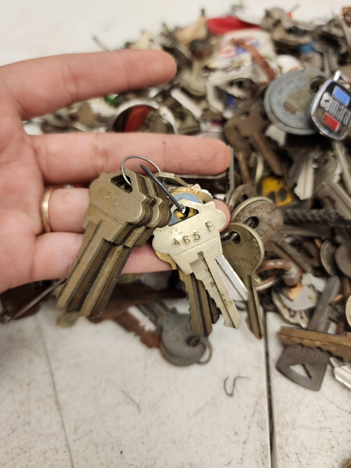 Keys Qty 100+ Assorted Mix, Various Kinds, Great for Crafts.